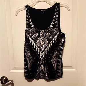 Small sequence express tank top